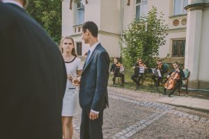 Zespół muzyczny na wesele Dobry Ton - kwartet smyczkowy gra na ślubie w Paszkówce